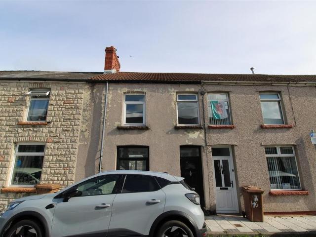 Greenfield Street, Bargoed 3 bed terraced house to rent £925 pcm £213 pw