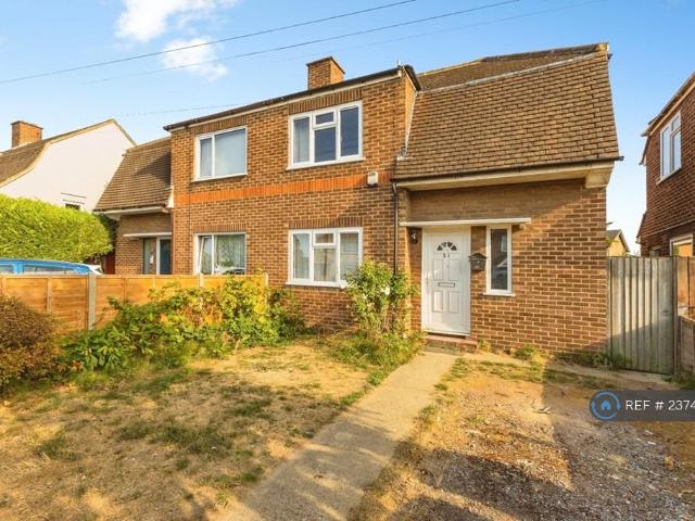 Greenfields Road, Reading, RG2 4 bed semi detached house to rent £2,400 pcm £554 pw