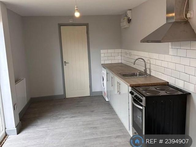 Greenford, Greenford, UB6 Studio to rent £1,100 pcm £254 pw