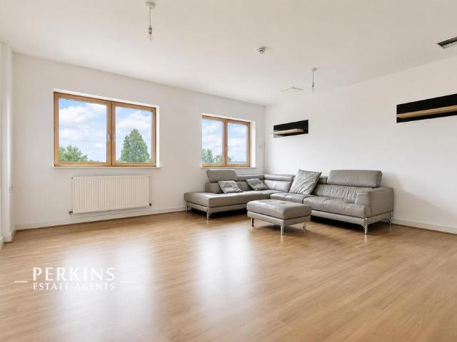 Greenford, UB6 2 bed flat to rent £1,850 pcm £427 pw