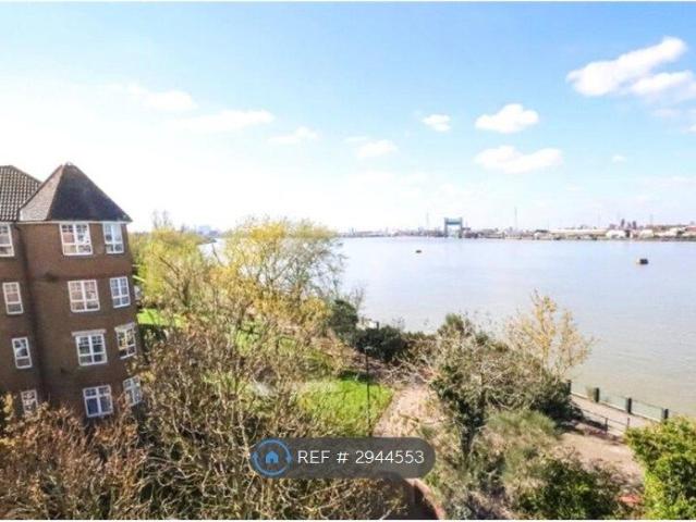 Greenhaven Drive, London SE28, 2 bed flat to rent, £1,850 pcm | PrimeLocation