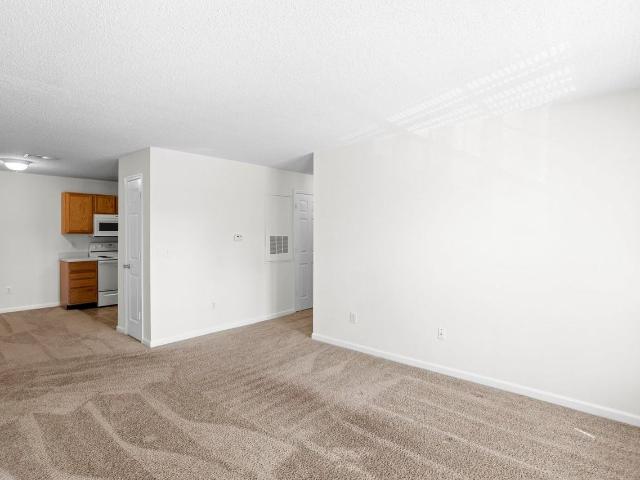 Greenhaven Trace Apartments 1 Bedroom Apartment for Rent at 800 Greenhaven Dr, Greensboro, NC 27406 Greenhaven