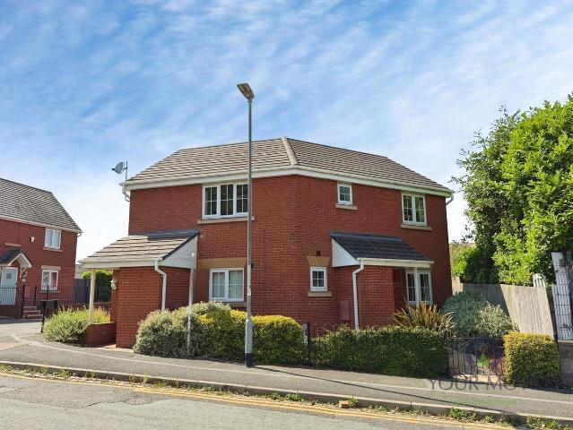 Greenhead Street, Burslem, Stoke On Trent, Staffordshire ST6, 2 bed flat to rent, £695 pcm | PrimeLocation