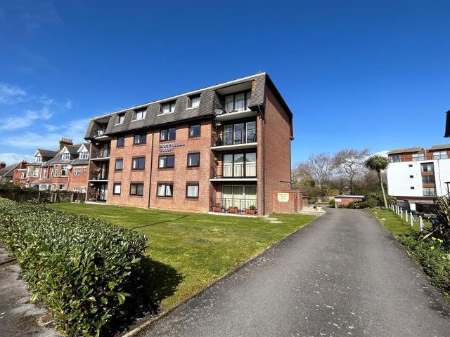 Greenhill 2 bed flat to rent £1,200 pcm £277 pw