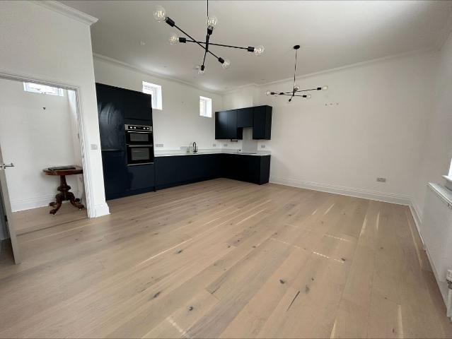 Greenhill, Weymouth DT4, 2 bed property to rent, £1,250 pcm | PrimeLocation