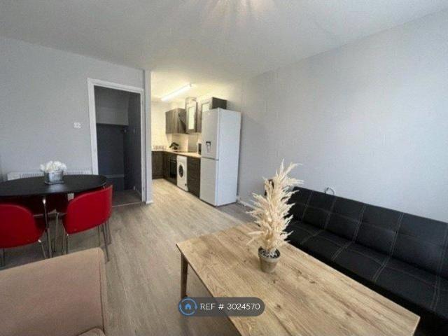 Greenland Mews, Deptford SE8, 2 bed terraced house to rent, £2,100 pcm | PrimeLocation