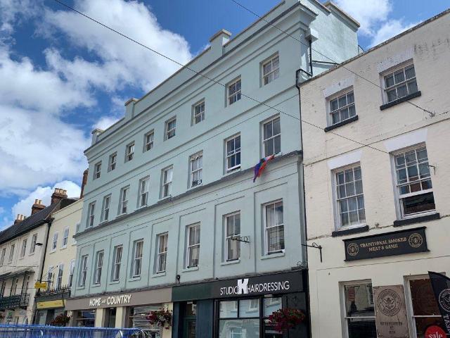 Greenlands House, Widemarsh Street. 1 bed flat to rent £795 pcm £183 pw