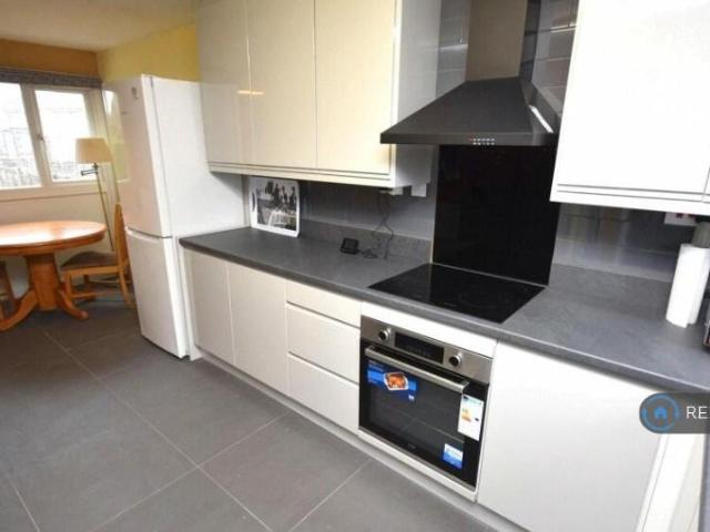 Greenlands Road, Birmingham, B37 1 bed in a house share to rent £460 pcm £106 pw