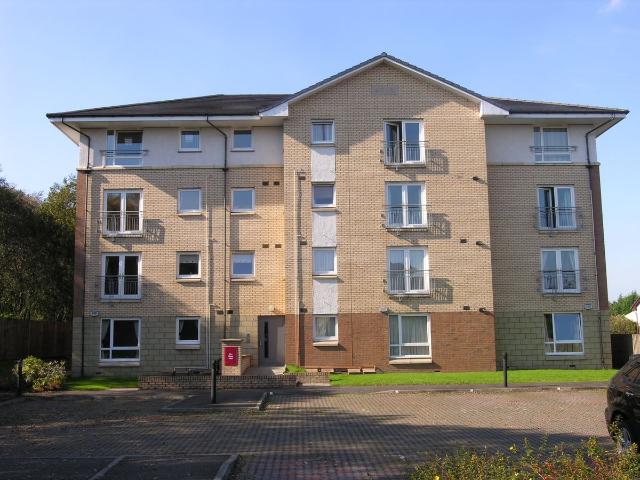 Greenlaw Court, Glasgow G14, 2 bed flat to rent, £925 pcm | PrimeLocation