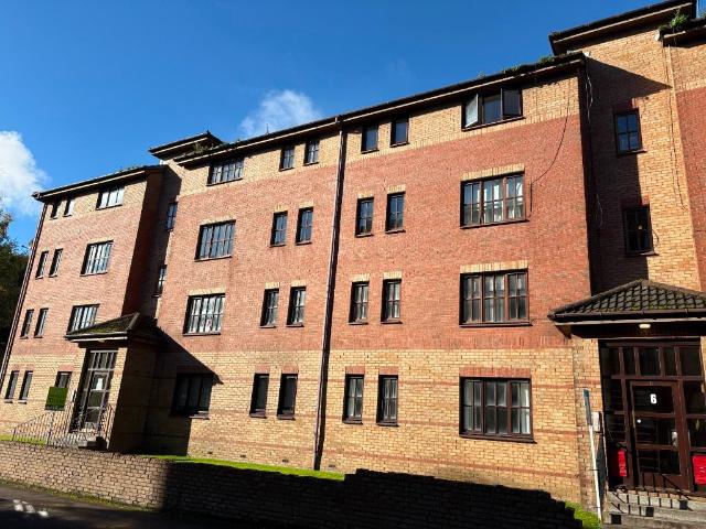 Greenlaw Road, Glasgow G14, 1 bed flat to rent, £775 pcm | PrimeLocation