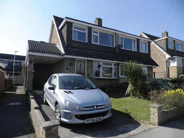 Greenlea Road, LEEDS, LS19 3 bed semi detached house to rent £1,200 pcm £277 pw