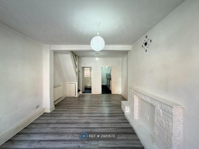 Greenleaf St, Liverpool L8, 2 bed terraced house to rent, £795 pcm | PrimeLocation