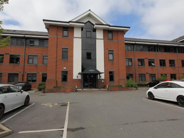 Greenleigh Court Dawsons Square Pudsey, Pudsey LS28, 2 bed flat to rent, £1,150 pcm | PrimeLocation