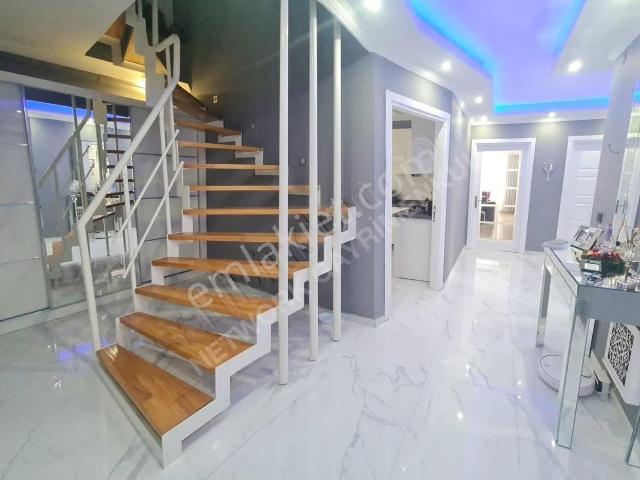 Greenpark'ta Geniş Teraslı Deniz Manzaralı 4+1 Dubleks