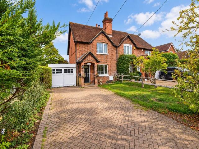 Greensward Lane, Arborfield RG2, 3 bed semi detached house to rent, £2,200 pcm | PrimeLocation