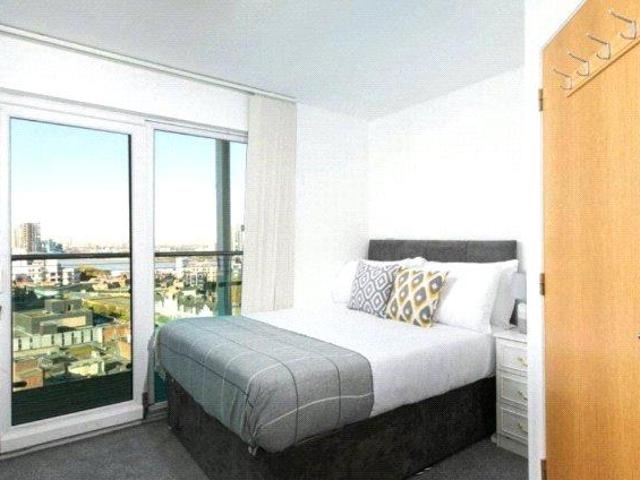 Greens End, Woolwich, Greenwich, SE18 1 bed apartment to rent £1,600 pcm £369 pw