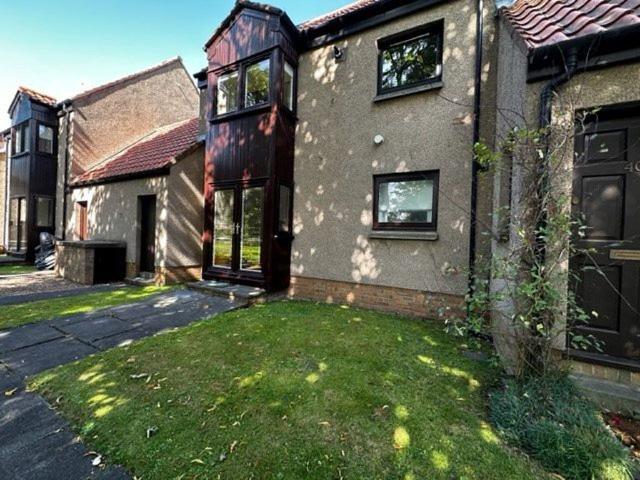 Greenside Court, Fife KY16, 2 bed flat to rent, £1,800 pcm | PrimeLocation