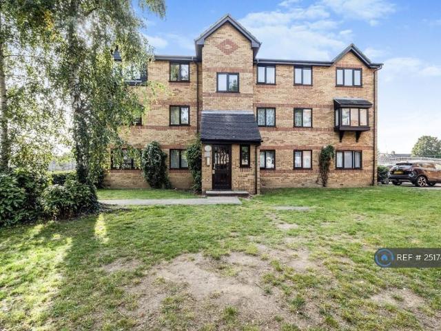 Greenslade Road, Barking, IG11 2 bed flat to rent £1,725 pcm £398 pw