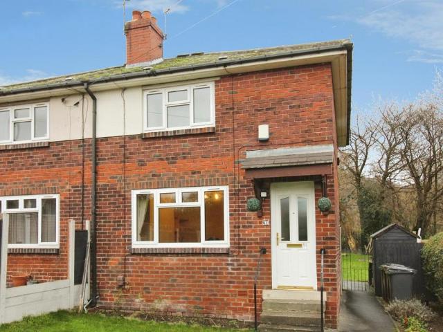 Greenthorpe Road, Leeds 2 bed semi detached house to rent £1,000 pcm £231 pw