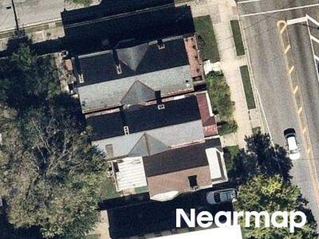 Greenup St