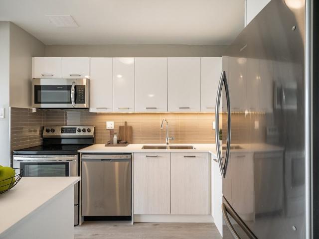 Greenview Suites 1 Bedroom Apartment for Rent at 530 The East Mall, Toronto, ON M9B 4A6 Eatonville