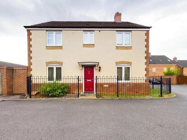 Greenways, Gloucester, 4 Bedroom Detached