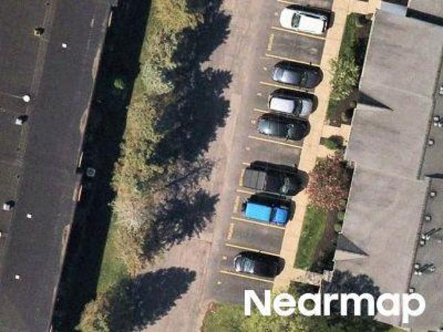Greenwich Dr Apt 1