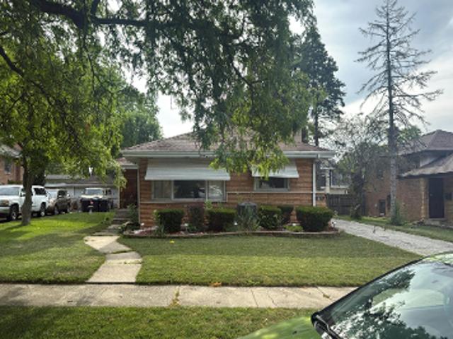 Greenwood Ave