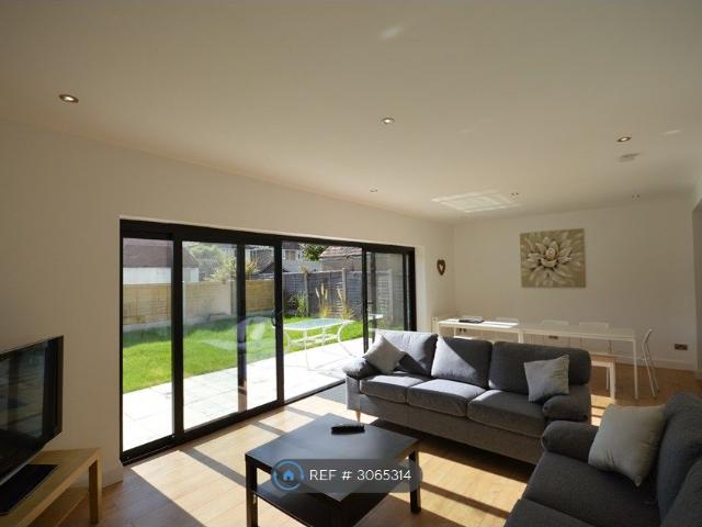 Greenwood Road, Bournemouth BH9, 6 bed detached house to rent, £3,270 pcm | PrimeLocation