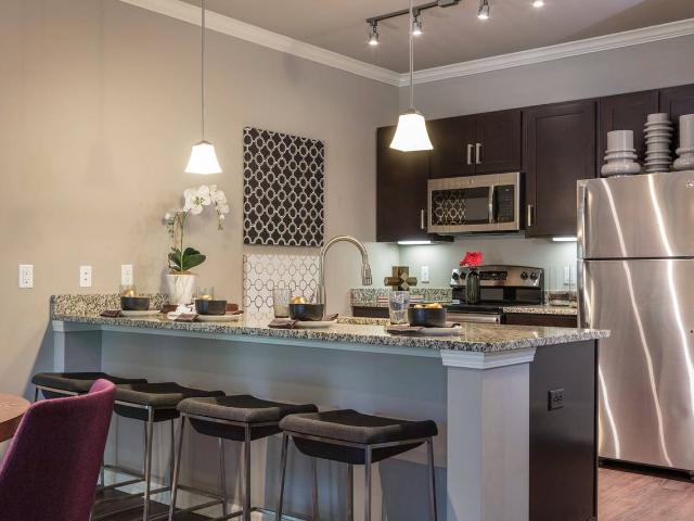 Greenwood Reserve 2 Bedroom Apartment for Rent at 13825 College Blvd, Olathe, KS 66215