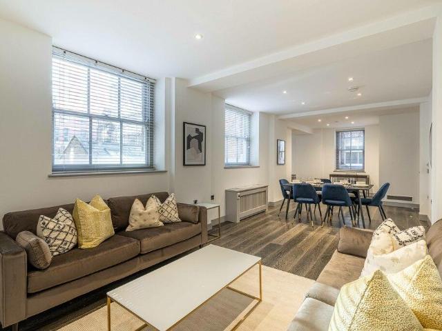 Greggs, 12 Strutton Ground, Westminster, London, SW1P 2HP, United Kingdom | 3 bed apartment for rent #140228225 | Rentberry