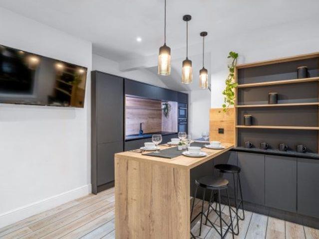 Gregory Boulevard, Nottingham NG7, 6 bed shared accommodation to rent, £624 pppm | PrimeLocation