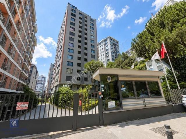 Grena Suadiye Sitesi 'nde Deniz Manzaralı 3+1 Satılık Daire