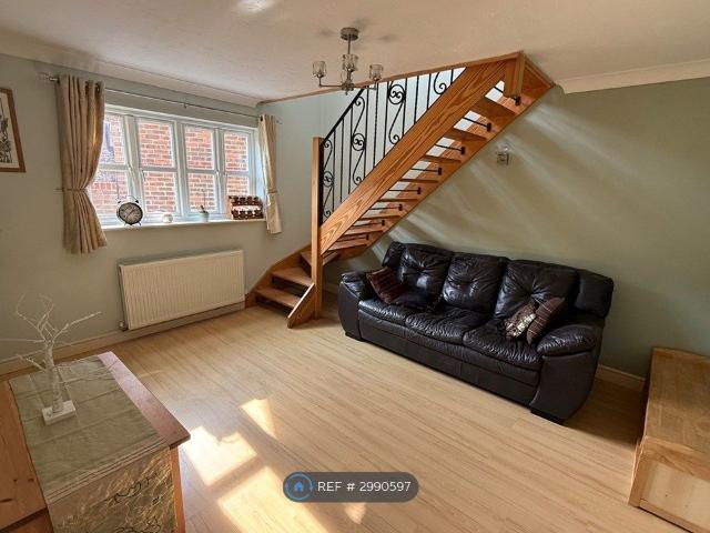 Bearsted, Maidstone ME15, Studio to rent, £1,300 pcm | PrimeLocation