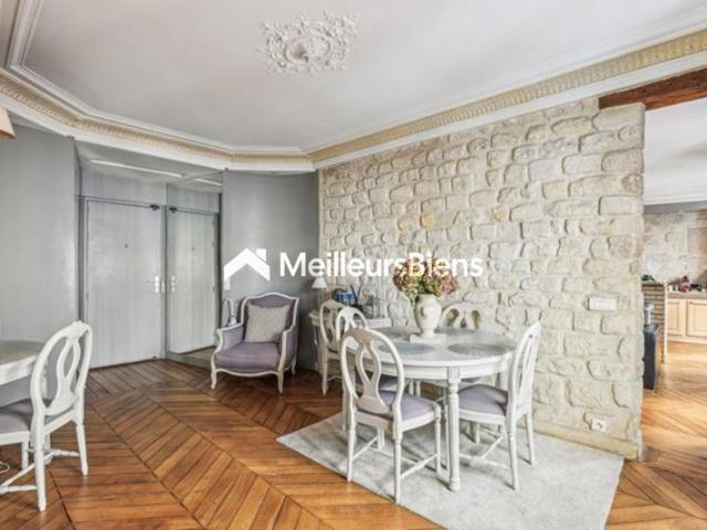 Grenelle carrefour croix rouge: Appartement 64 M2 2 chambres