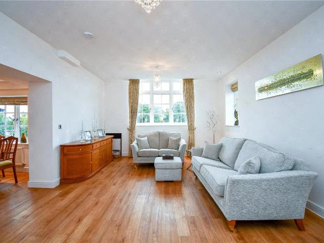 Grenfell Park, CH64 6UJ, Neston