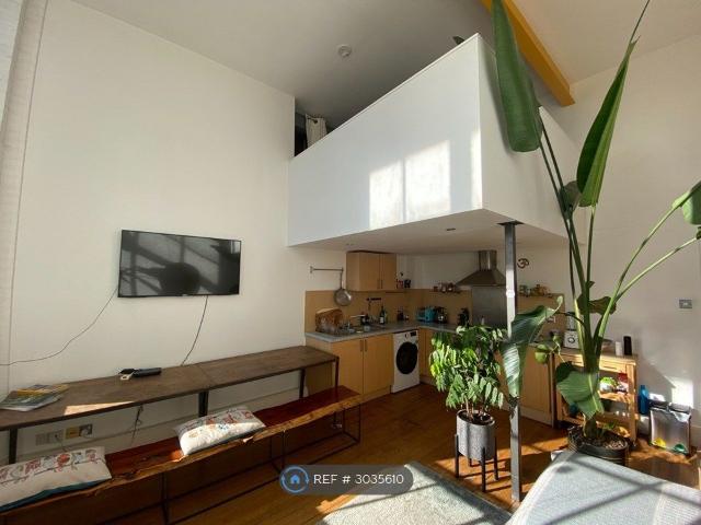 Grenier Apartments, London SE15, 2 bed flat to rent, £2,600 pcm | PrimeLocation