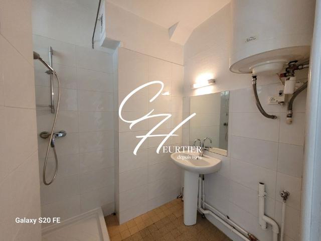 GRENOBLE 5 Rue Henry le Chatelier Appartement T2 SPACIEUX et LUMINEUX