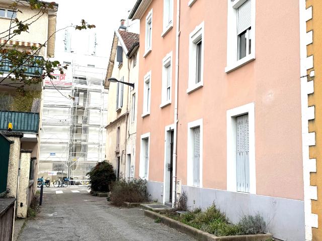 GRENOBLE, 2 P+c équipée