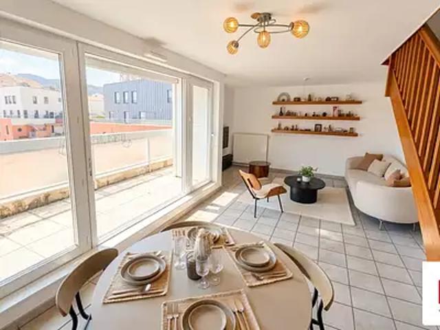 Grenoble 38100 Achat / Vente appartement 4 pièces t4 au dernier étage terrasse