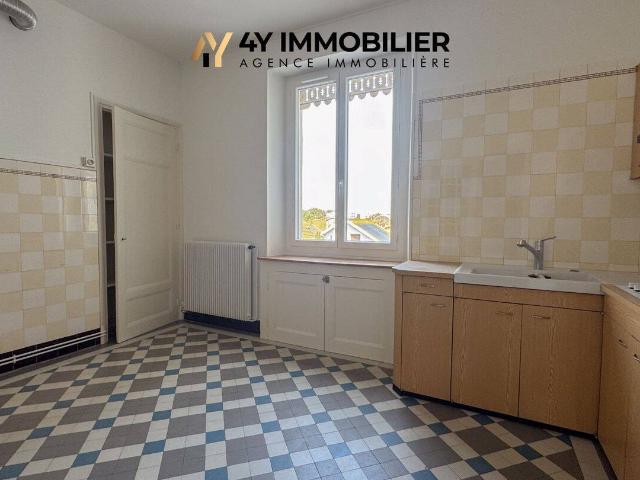GRENOBLE À LOUER T2 de 64,38 m² Garage inclus