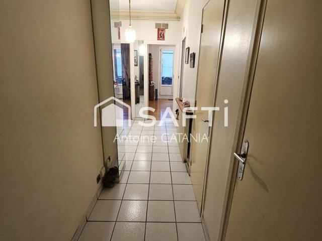 Grenoble Appartement T3, 1er étage avec ascenseur de 66m²