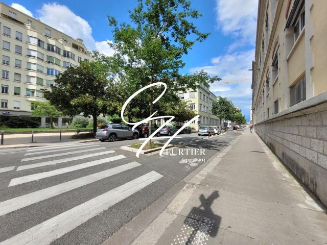 GRENOBLE APPARTEMENT T3 PROXIMITE GARE