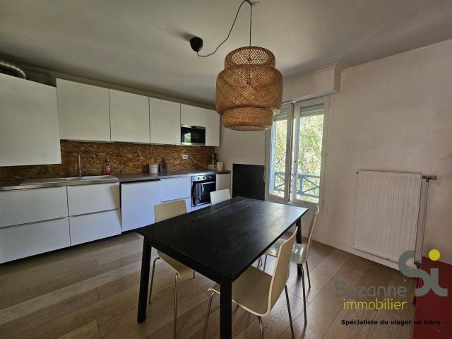 GRENOBLE Estacade T4 Meublé 95m² balcon & vue