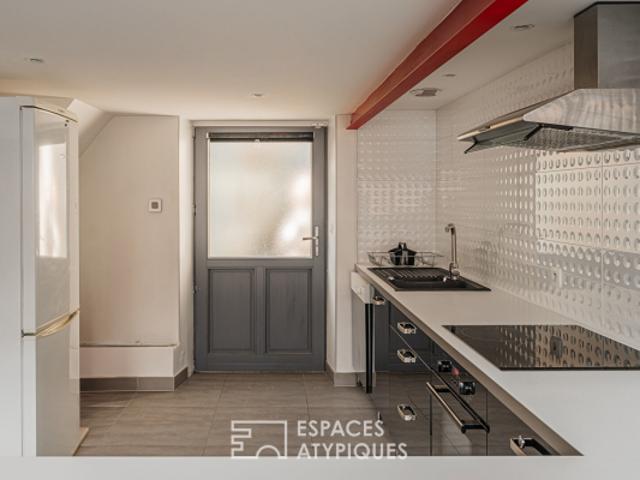 Grenoble Gare / Alembert ? Loft en duplex 77 m² et coin café sur cour