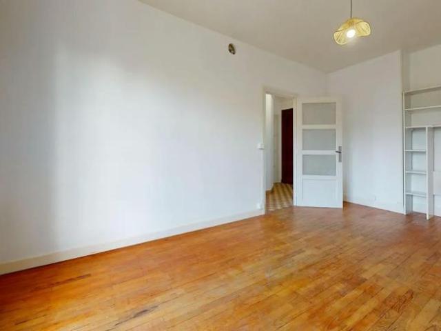Grenoble Grenoble 38100 105947291
