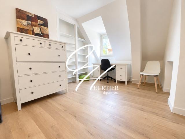 GRENOBLE ÎLE VERTE  Charmant studio meublé