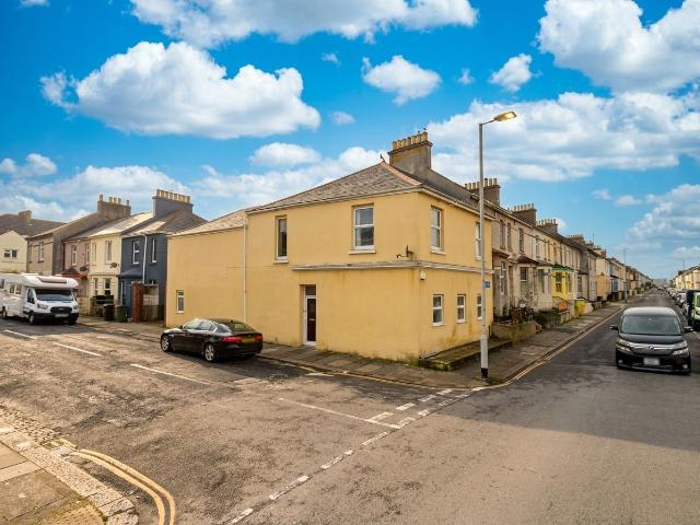 Grenville Road, St Judes PL4, 4 bed end terrace house to rent, £1,450 pcm | PrimeLocation
