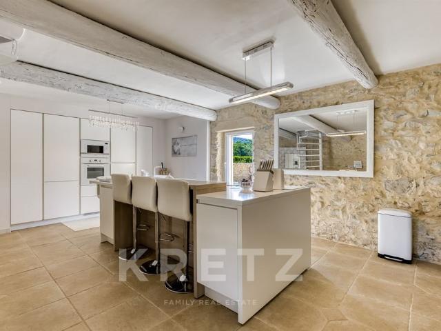 Gréoux Les Bains Exclusivité | Élégante Bastide En Pierre Av. 210m² Gréoux les Bains