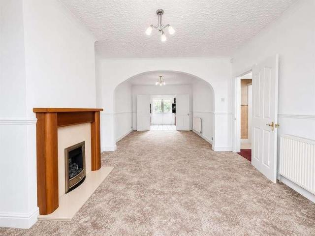 Gresham Road, Hounslow, TW3